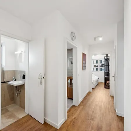 Casa Tantris - In *